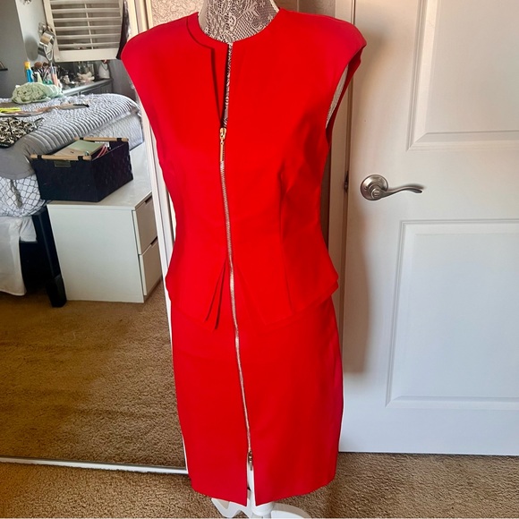Ted Baker Dresses & Skirts - Ted Baker Vibrant Red Midi Dress